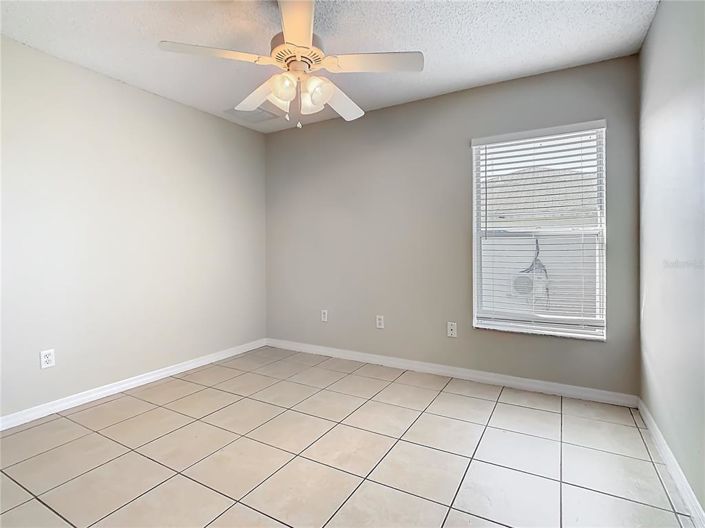 Image No.33-3 Bed House for sale