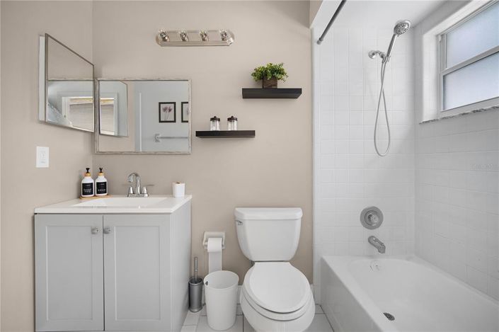 Image No.35-5 Bed Property for sale