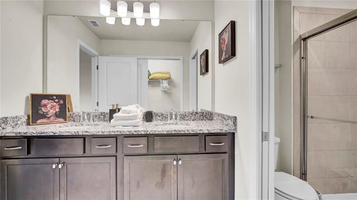 Image No.14-5 Bed Townhouse for sale