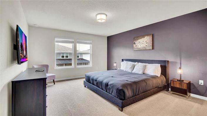 Image No.19-5 Bed Townhouse for sale