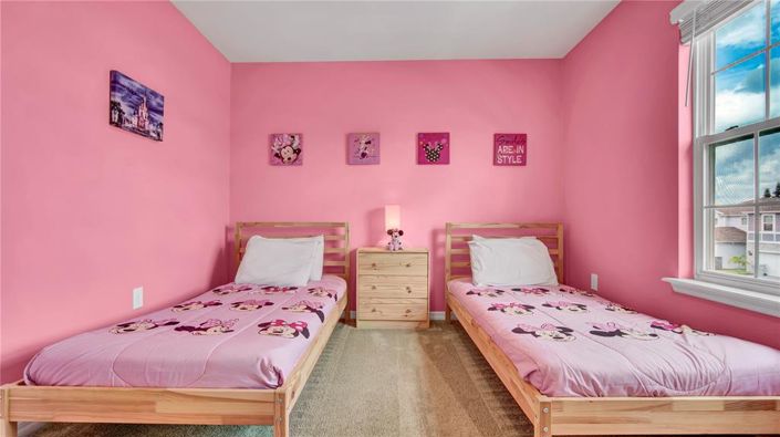 Image No.23-5 Bed Townhouse for sale