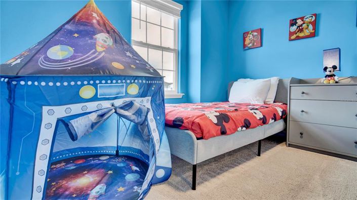 Image No.25-5 Bed Townhouse for sale