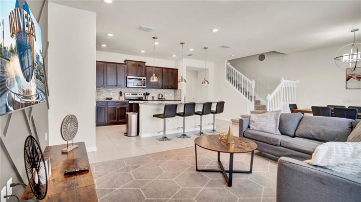 Image No.31-5 Bed Townhouse for sale