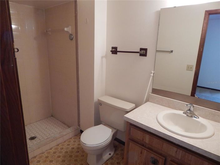 Image No.15-2 Bed Property for sale