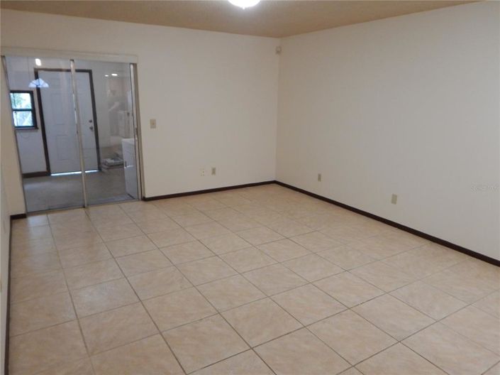 Image No.3-2 Bed Property for sale