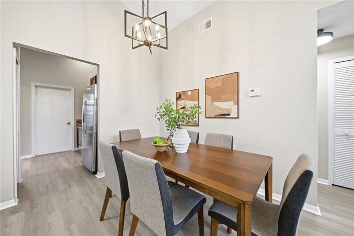 Image No.11-3 Bed Property for sale