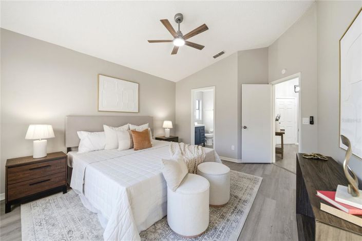 Image No.12-3 Bed Property for sale