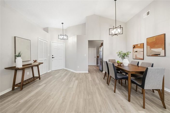 Image No.9-3 Bed Property for sale