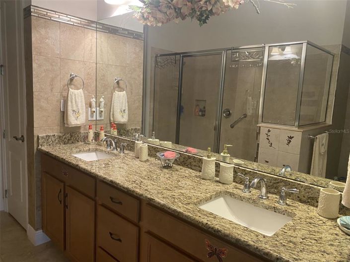 Image No.16-2 Bed Property for sale