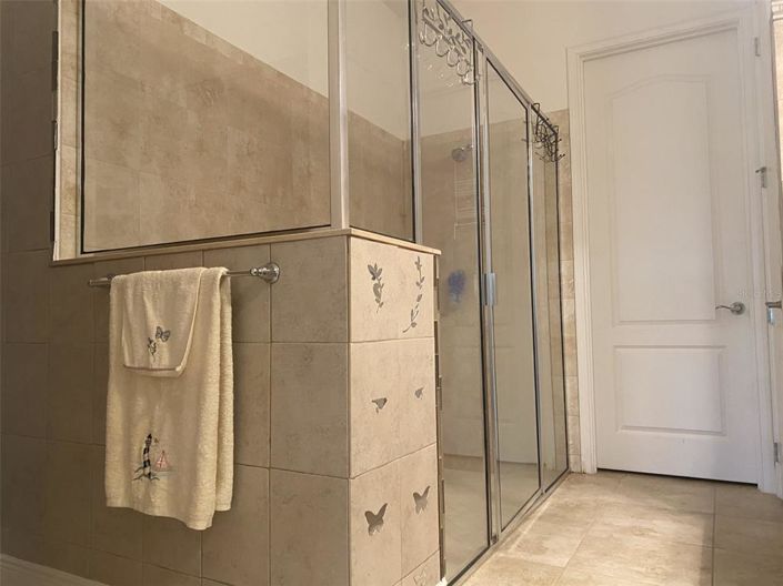 Image No.18-2 Bed Property for sale