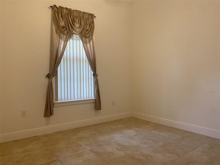 Image No.20-2 Bed Property for sale