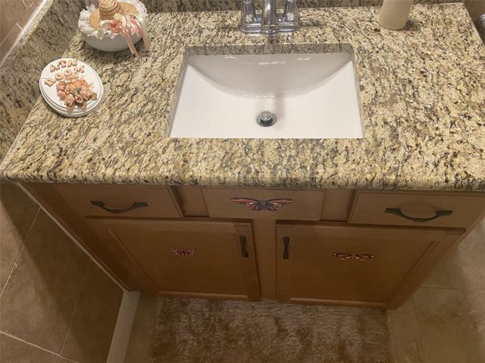 Image No.25-2 Bed Property for sale