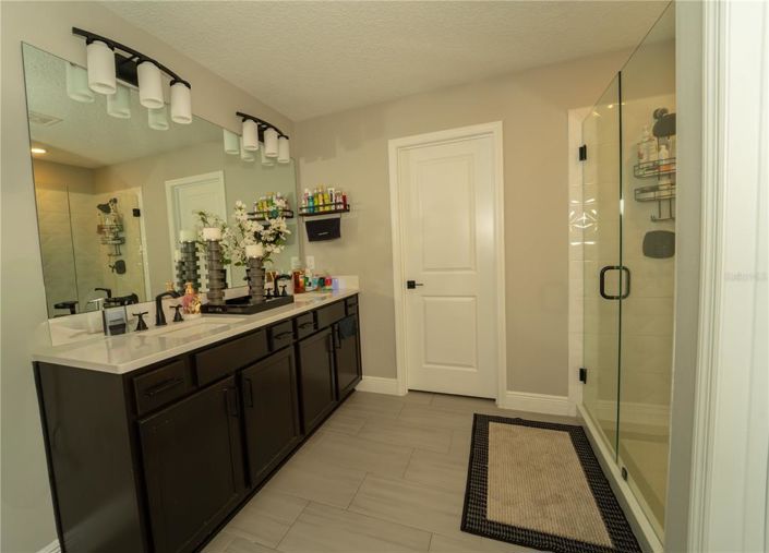 Image No.8-Propriété de 5 chambres à vendre à États-Unis