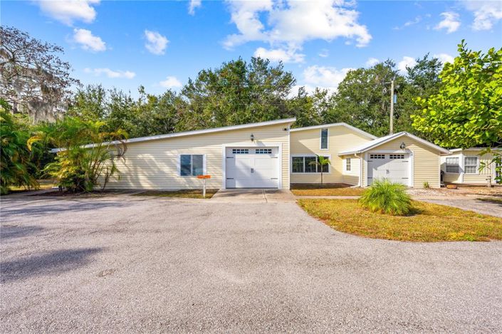 Image No.10-4 Bed House for sale