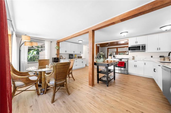 Image No.19-4 Bed House for sale