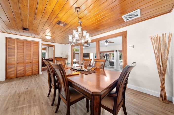 Image No.34-Propriété de 4 chambres à vendre à Kissimmee