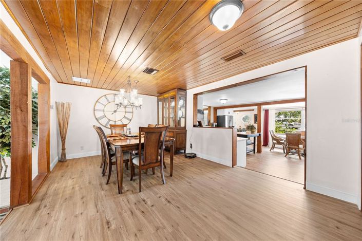 Image No.34-4 Bed House for sale