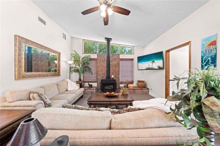 Image No.38-4 Bed House for sale