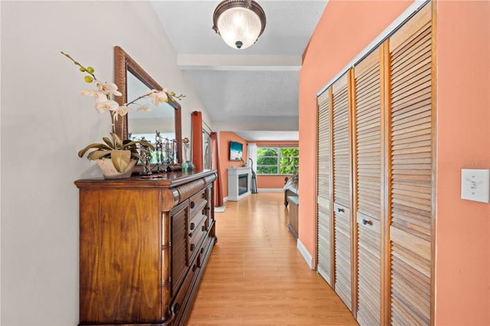 Image No.48-4 Bed House for sale