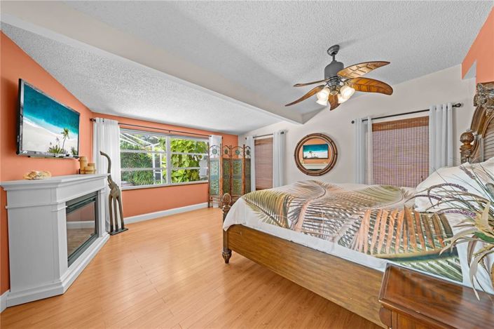 Image No.49-4 Bed House for sale