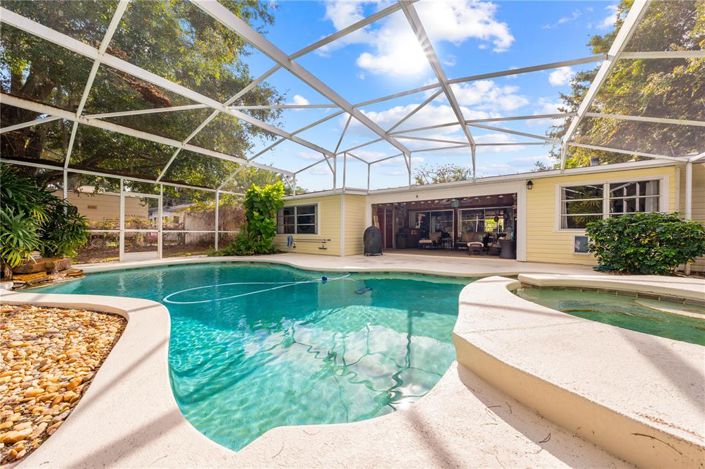 Image No.6-Propriété de 4 chambres à vendre à Kissimmee