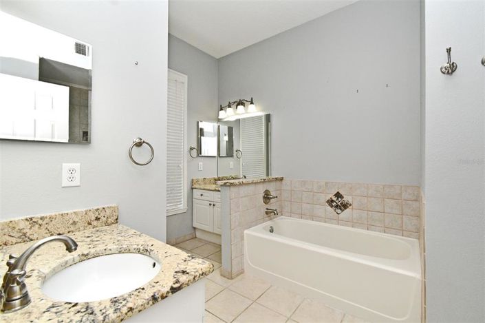 Image No.29-4 Bed Apartment for sale