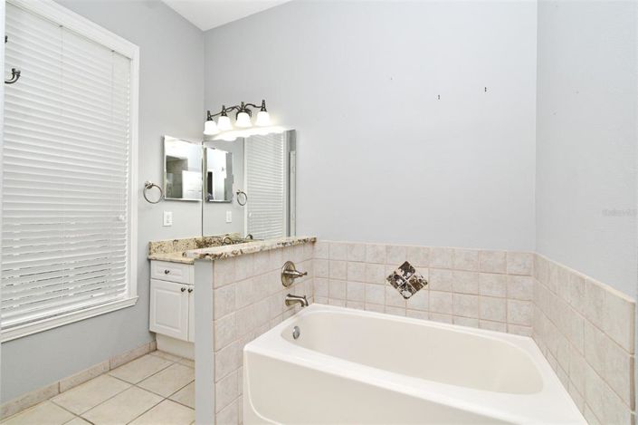 Image No.30-4 Bed Apartment for sale