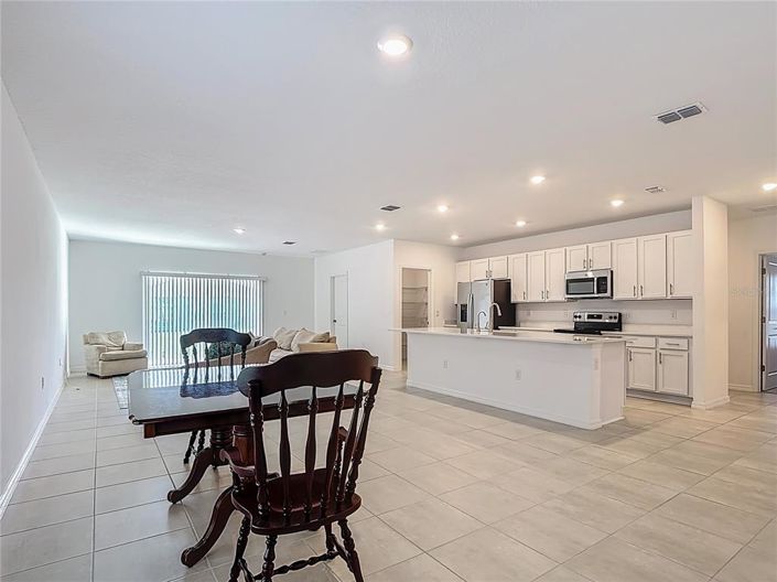 Image No.12-Propriété de 4 chambres à vendre à Kissimmee