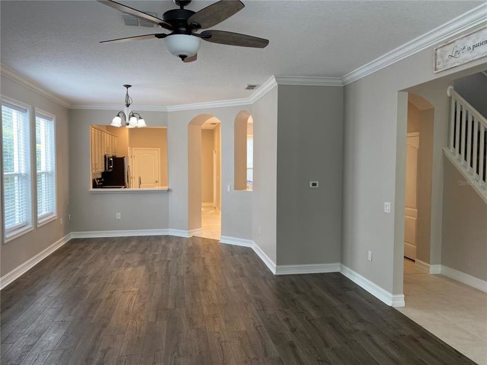 Image No.5-4 Bed Property for sale