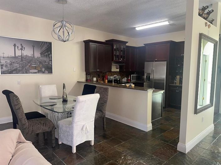 Image No.7-Maison de ville de 3 chambres à vendre à Saint John