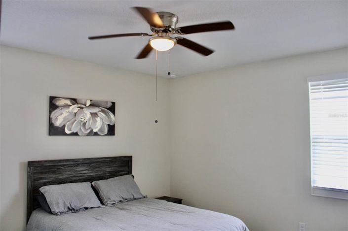 Image No.19-3 Bed Townhouse for sale