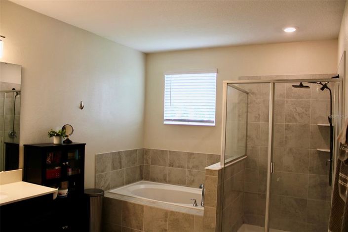 Image No.26-3 Bed Townhouse for sale