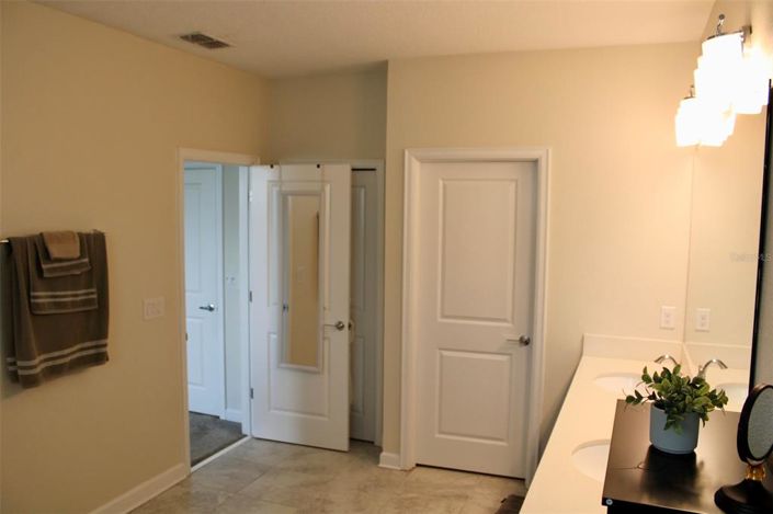 Image No.28-3 Bed Townhouse for sale