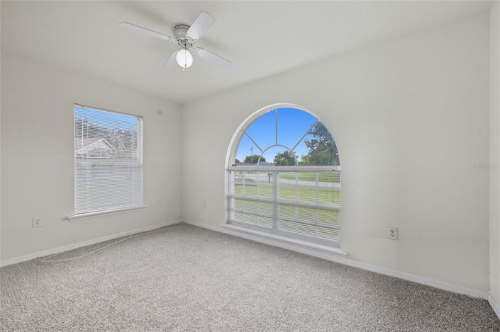 Image No.14-4 Bed Property for sale