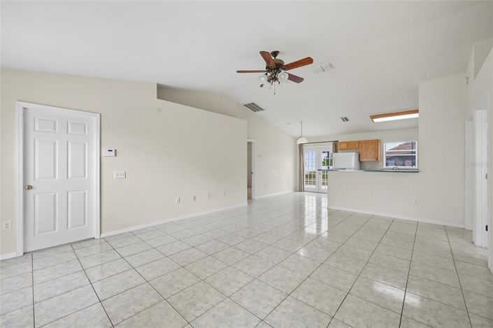 Image No.19-4 Bed Property for sale