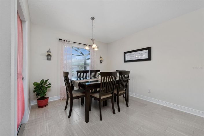 Image No.12-3 Bed Property for sale