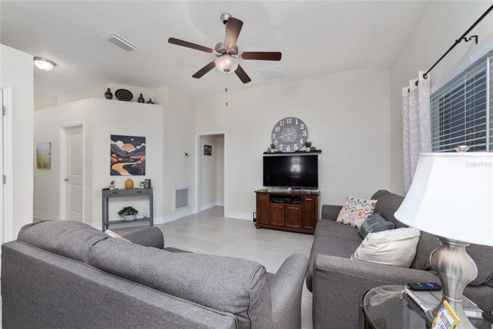 Image No.16-3 Bed Property for sale