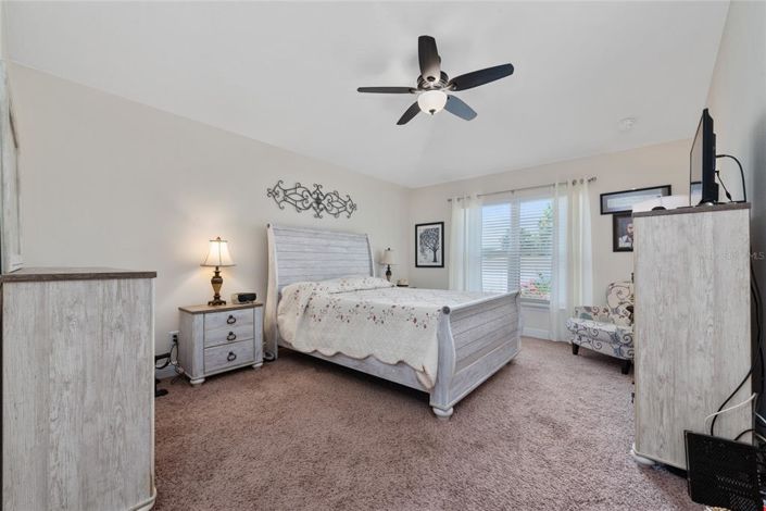 Image No.17-3 Bed Property for sale