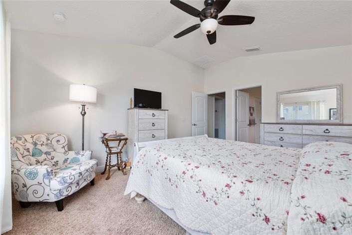 Image No.18-3 Bed Property for sale