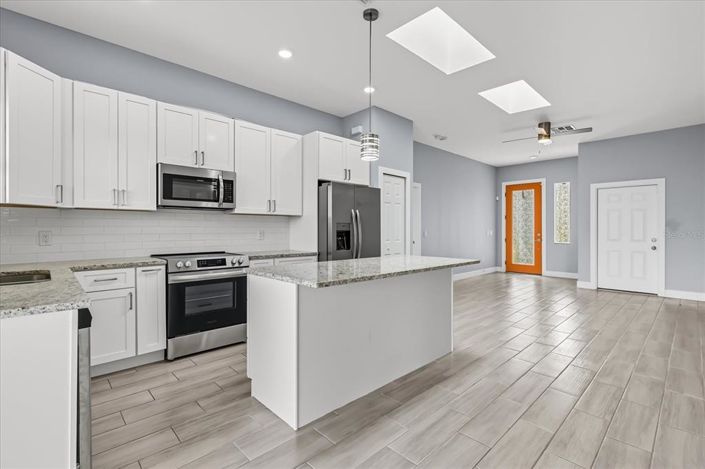 Image No.14-3 Bed House for sale