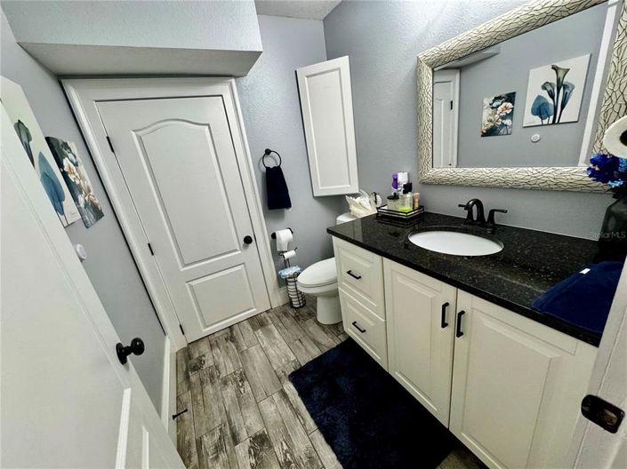 Image No.11-3 Bed Townhouse for sale