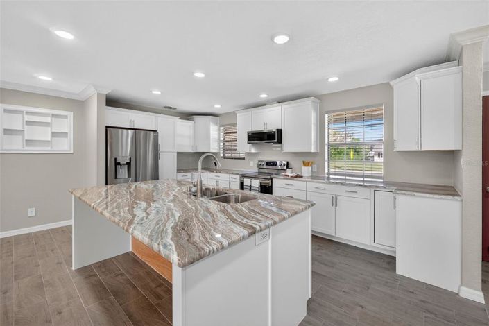 Image No.12-3 Bed House for sale