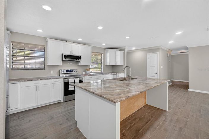 Image No.16-3 Bed House for sale