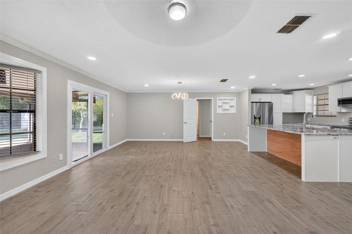 Image No.22-3 Bed House for sale