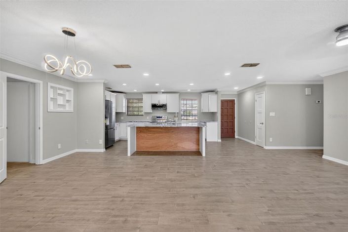 Image No.25-3 Bed Property for sale