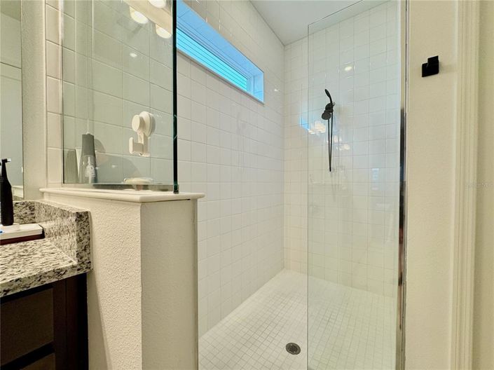 Image No.14-Propriété de 4 chambres à vendre à États-Unis