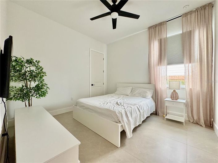 Image No.15-Propriété de 4 chambres à vendre à États-Unis