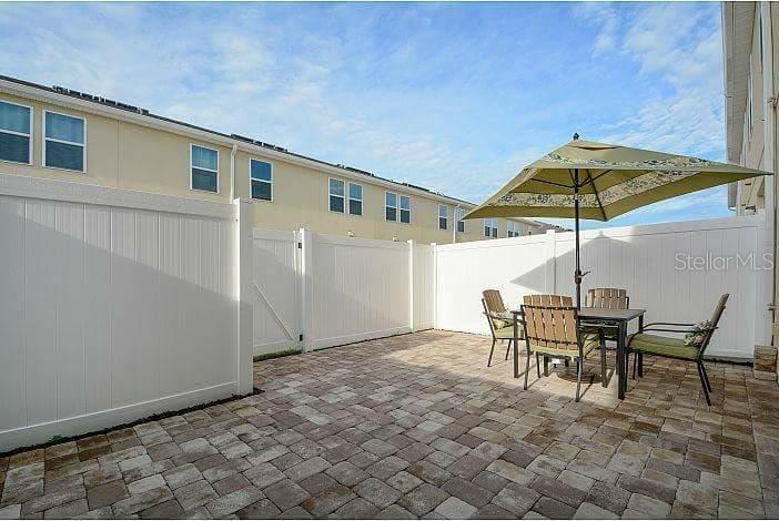 Image No.24-4 Bed Townhouse for sale