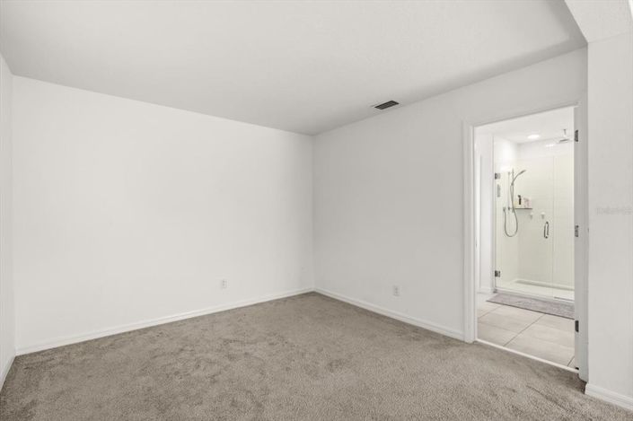 Image No.24-4 Bed House for sale