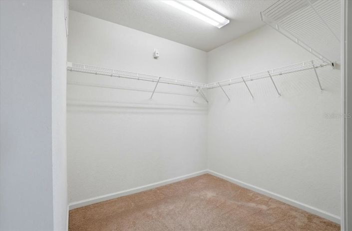 Image No.21-3 Bed Townhouse for sale